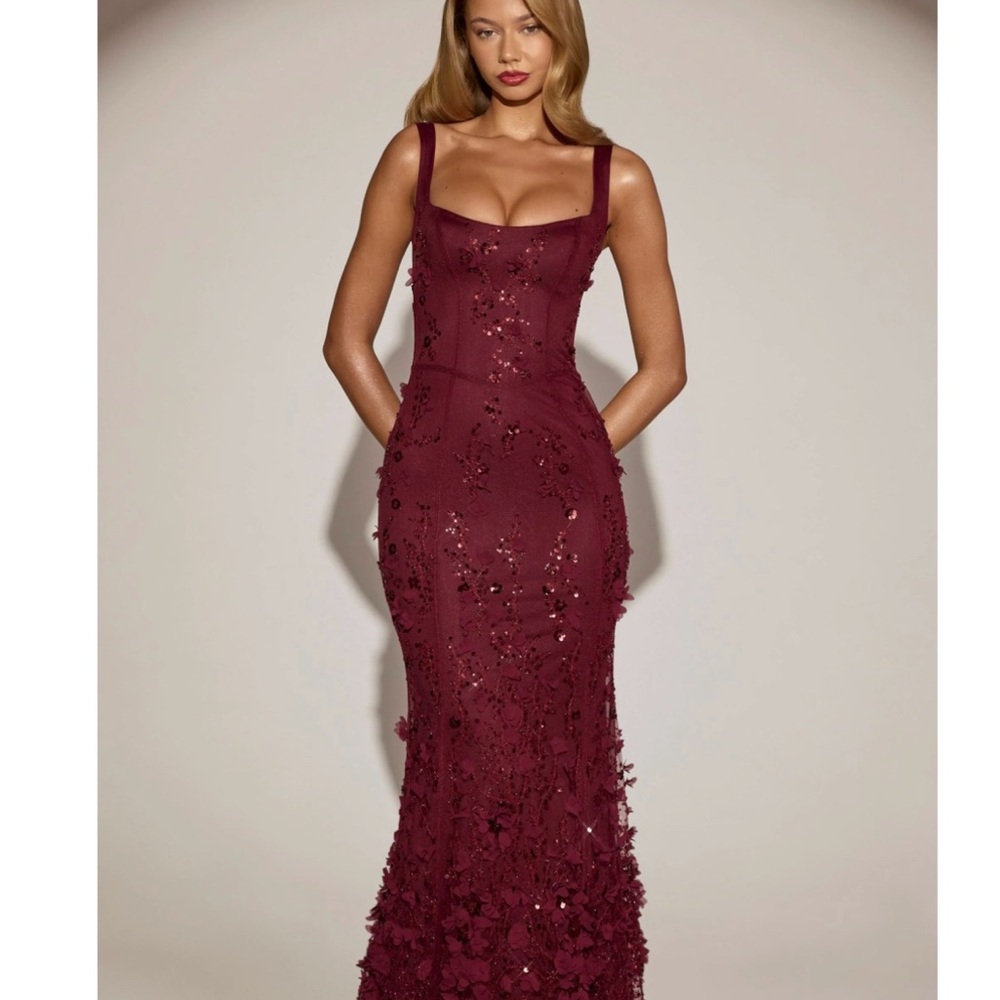 Oh Polly Embellished Applique soft-scoop corset Gown wine red